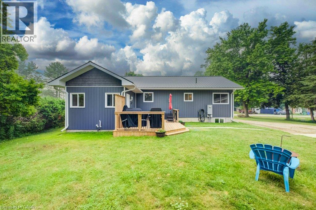 1077 Queen Street Property Photo 27