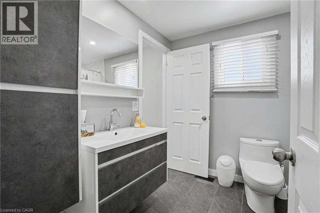 103 Glenashton Drive Property Photo 18