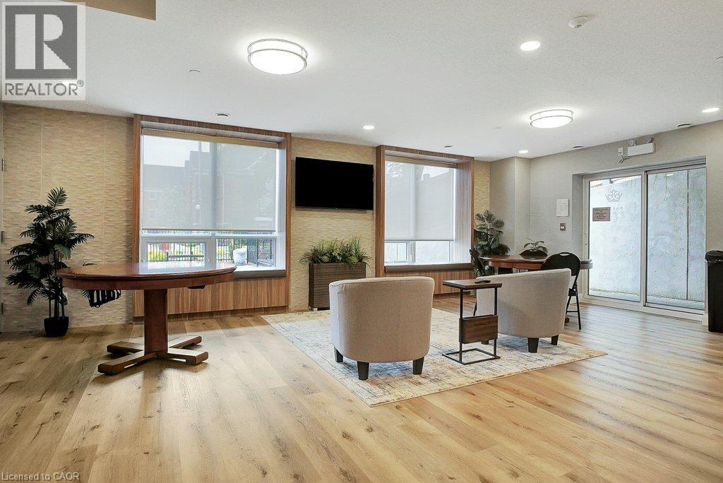 399 Queen Street S Unit# 101 Property Photo 35