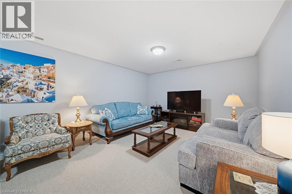 633 Park Road N Unit# 8 Property Photo 18
