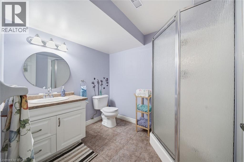 633 Park Road N Unit# 8 Property Photo 23