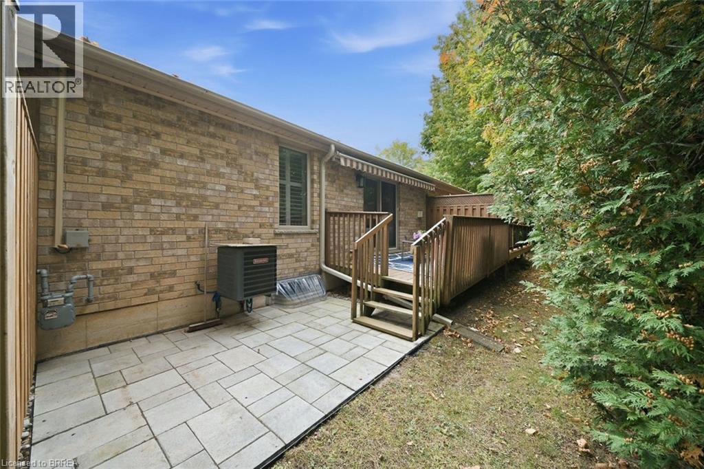 633 Park Road N Unit# 8 Property Photo 30
