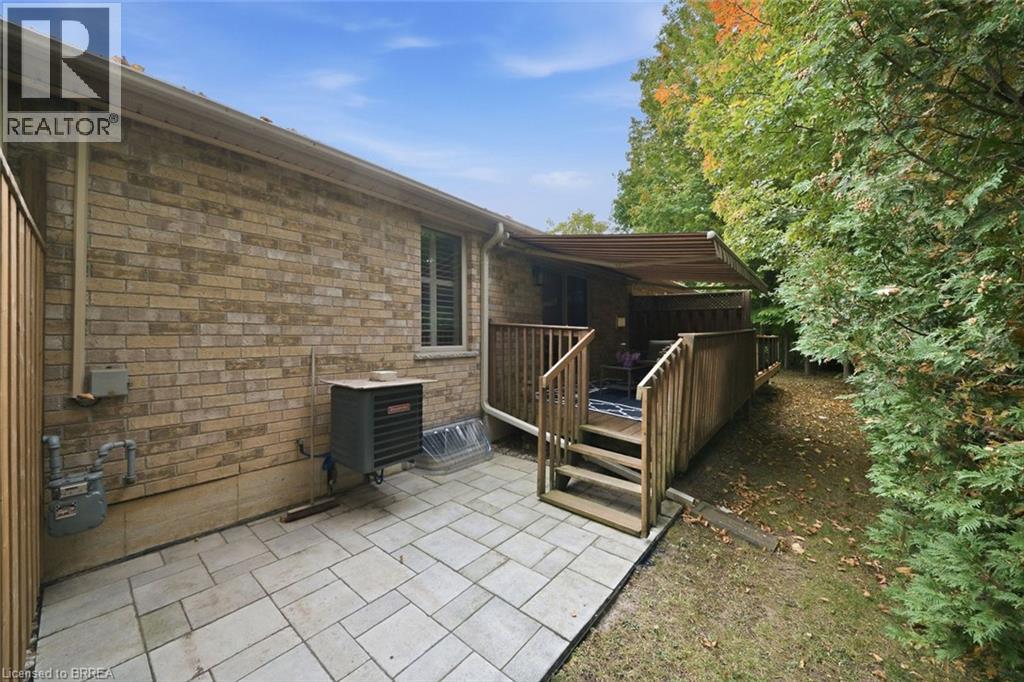 633 Park Road N Unit# 8 Property Photo 31