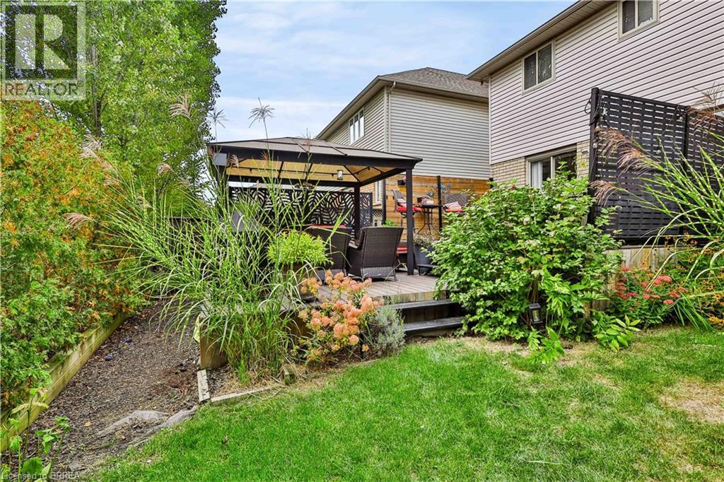 48 Holkham Avenue Property Photo 33
