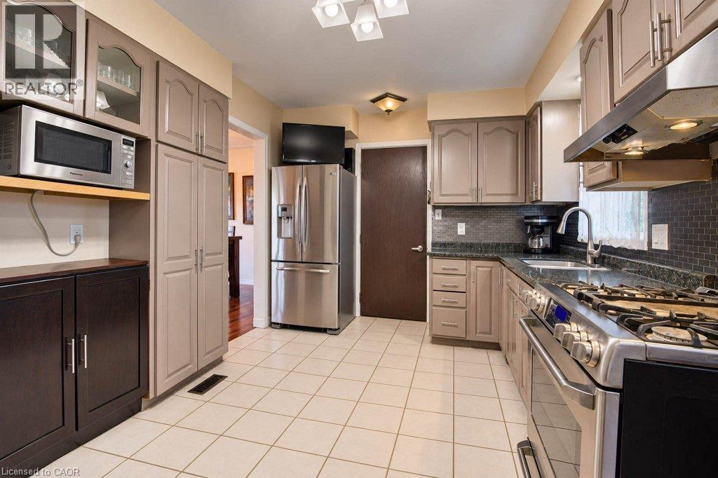 1370 Thorman Place Property Photo 16