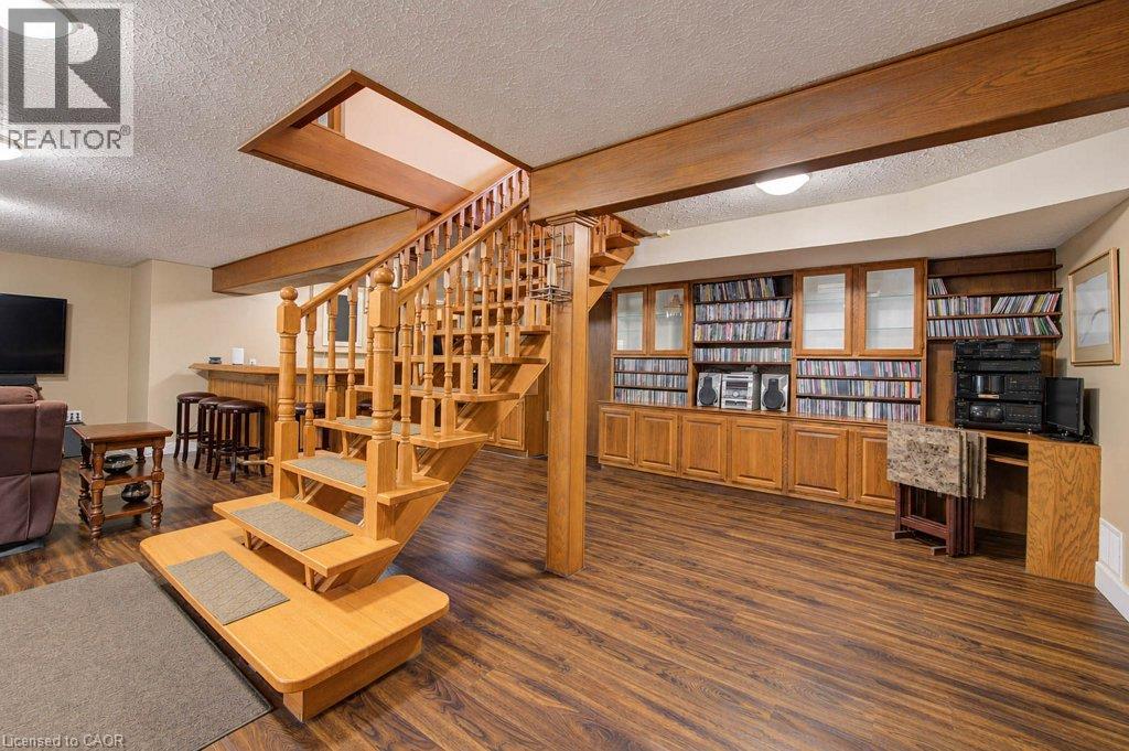 1370 Thorman Place Property Photo 26