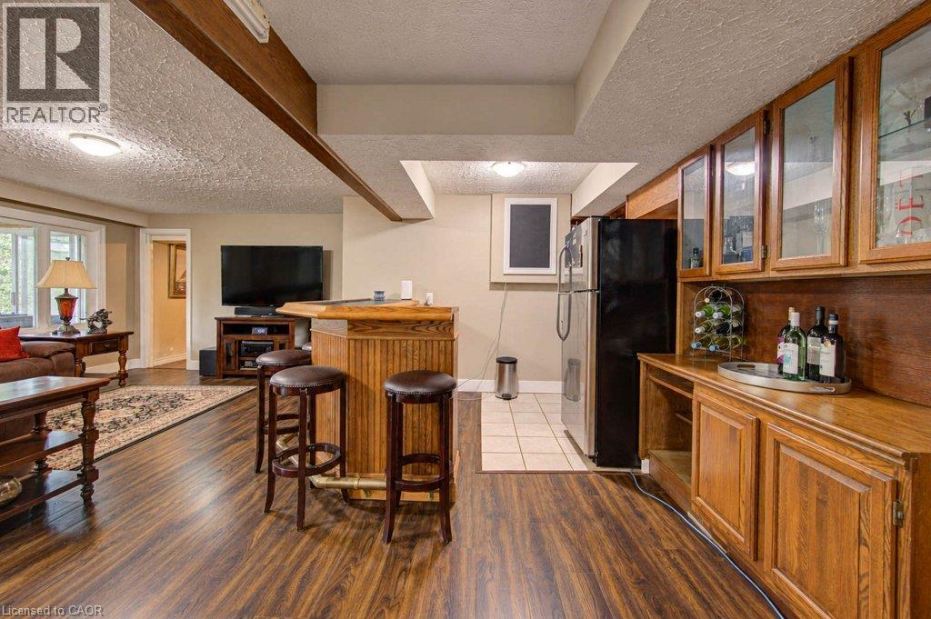 1370 Thorman Place Property Photo 30
