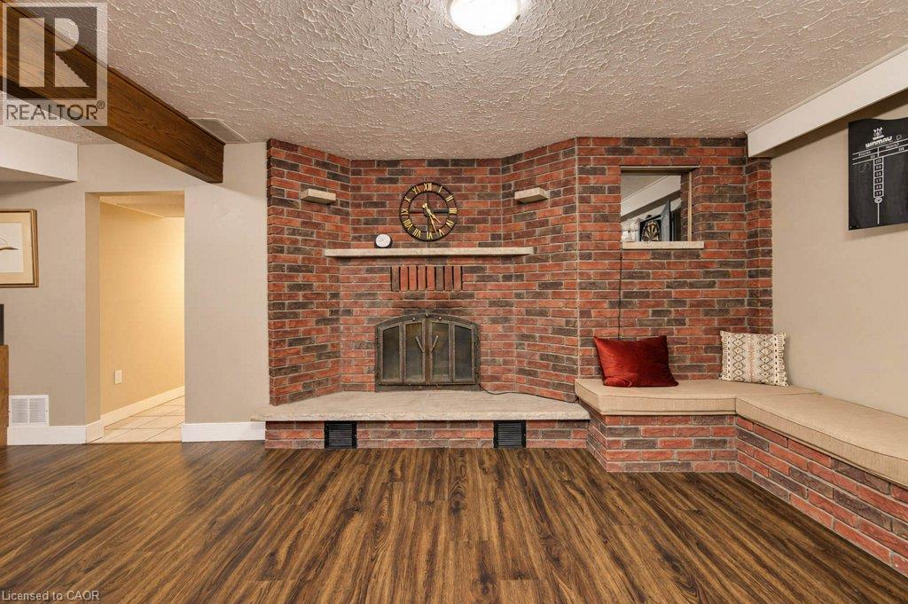 1370 Thorman Place Property Photo 32