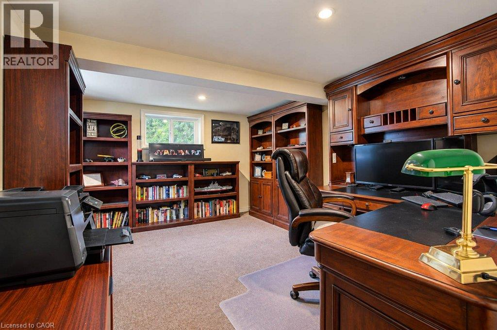 1370 Thorman Place Property Photo 33