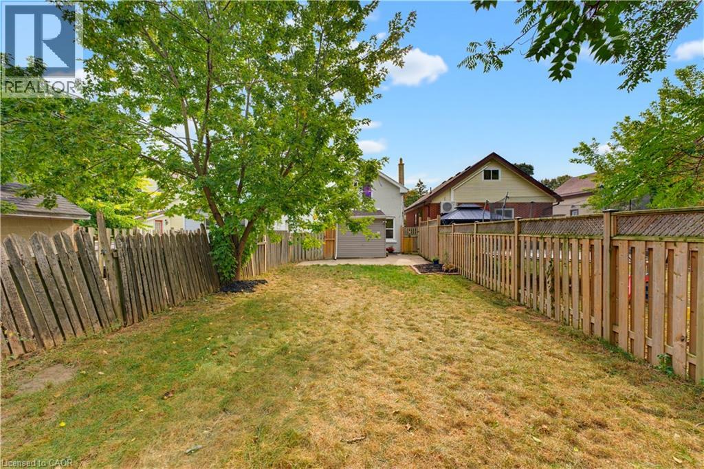20 House Avenue Property Photo 17