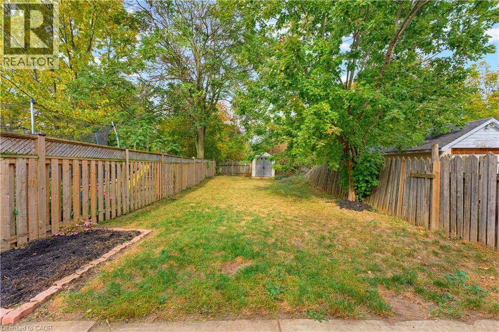 20 House Avenue Property Photo 18