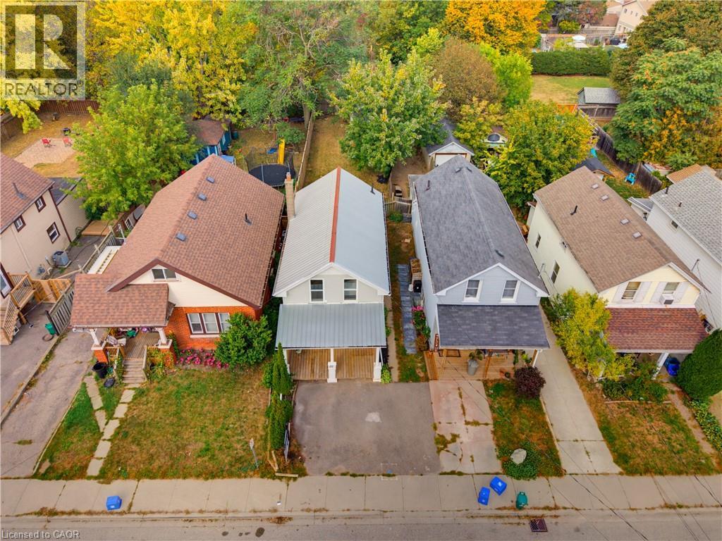 20 House Avenue Property Photo 19