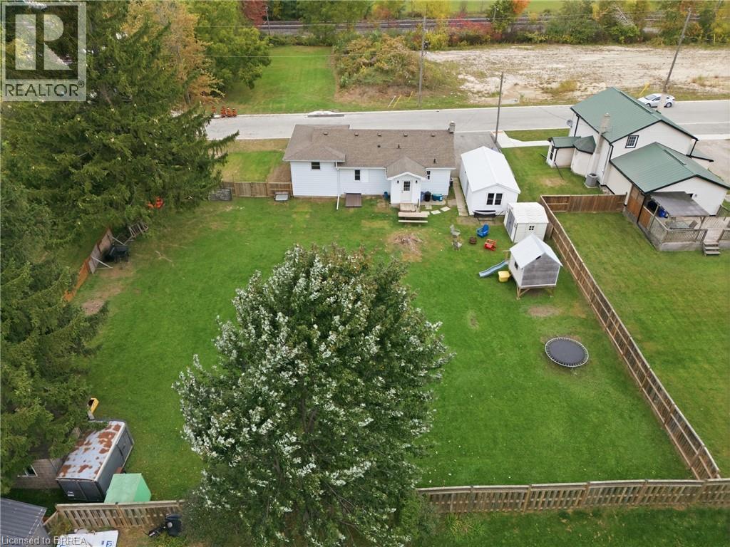 60 Railway Street W Property Photo 29