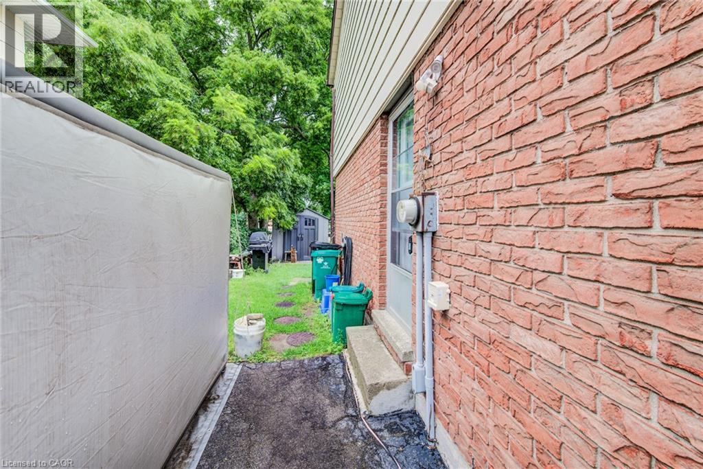 428b Dunvegan Drive Property Photo 14