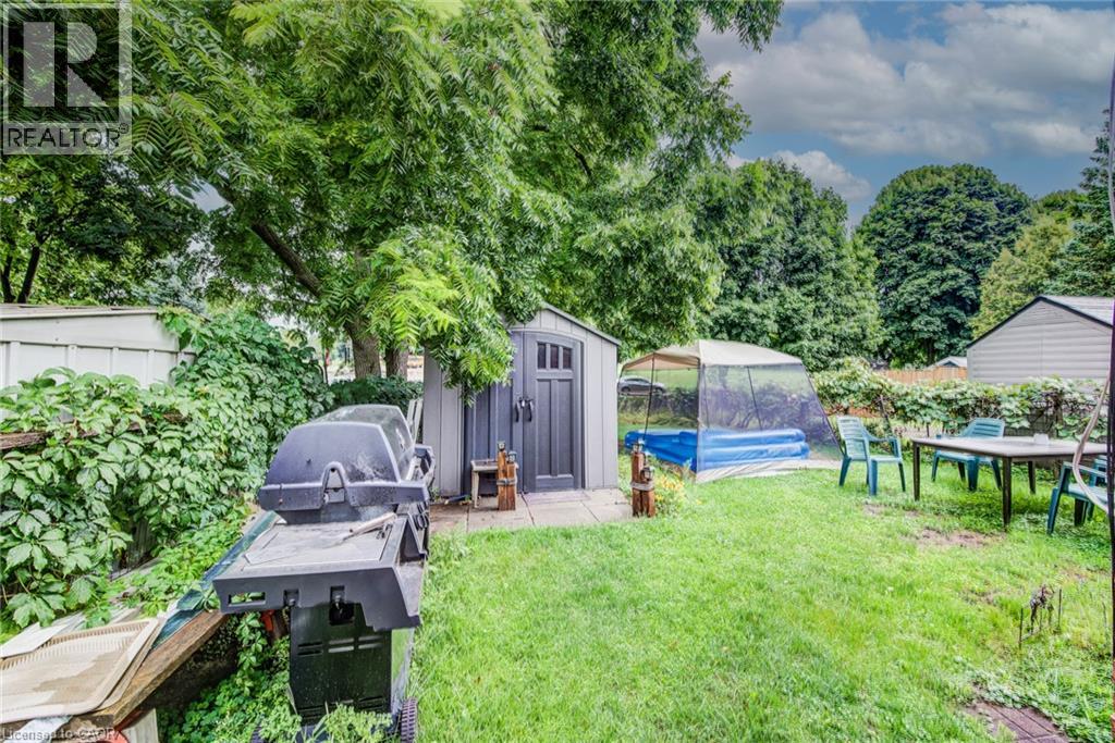 428b Dunvegan Drive Property Photo 15