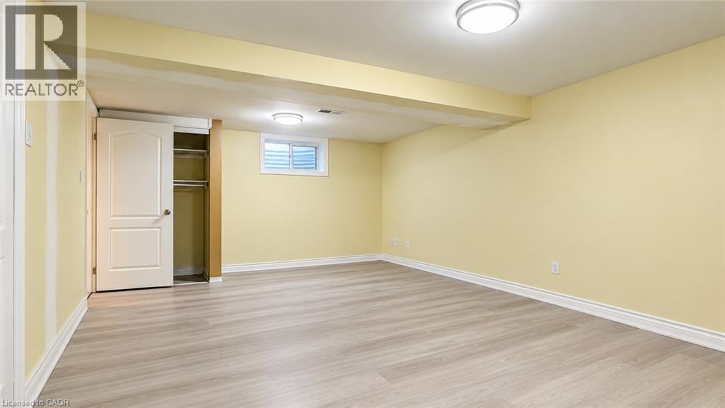 3425 Laddie Crescent Unit# Lower Property Photo 6