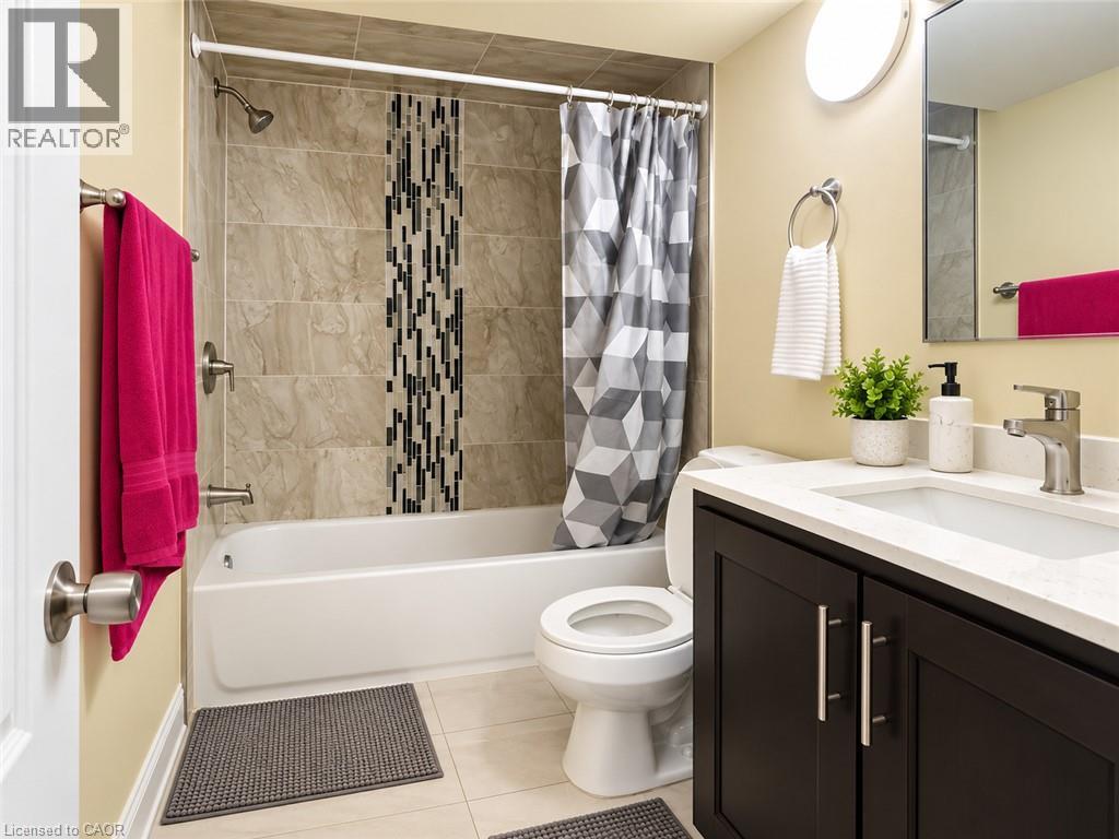 3425 Laddie Crescent Unit# Lower Property Photo 10