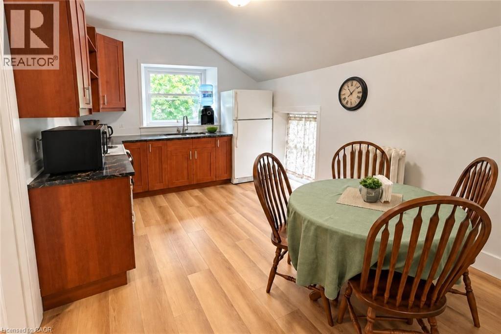 59 Bruce Street Unit# Upper Apt #3 Property Photo 14