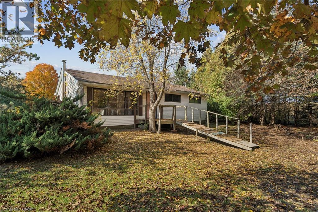 5649 25 Side Road Property Photo 3