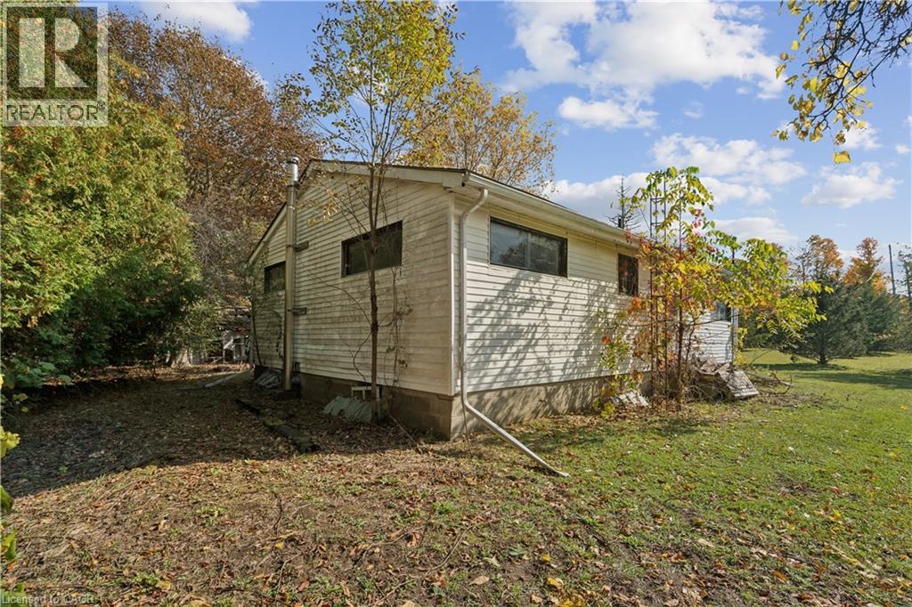 5649 25 Side Road Property Photo 8
