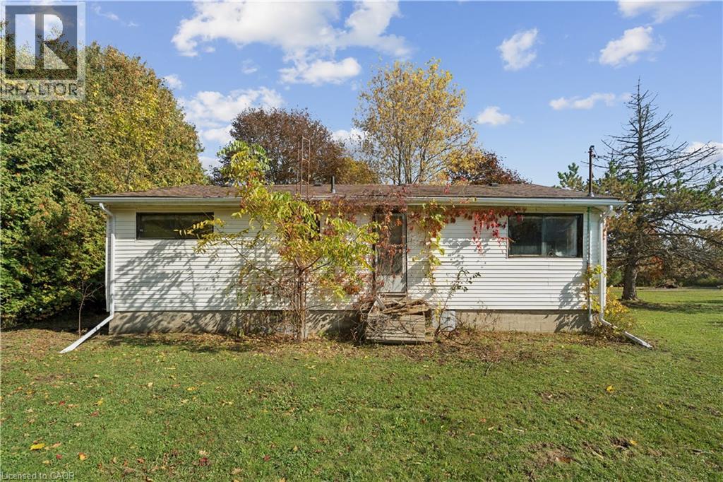5649 25 Side Road Property Photo 9