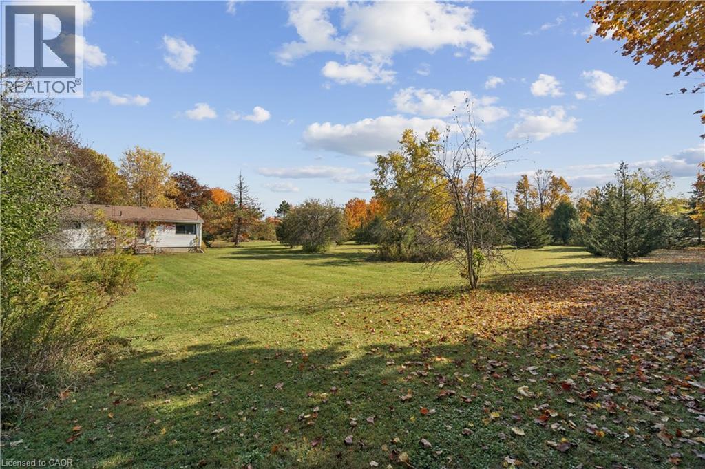 5649 25 Side Road Property Photo 11