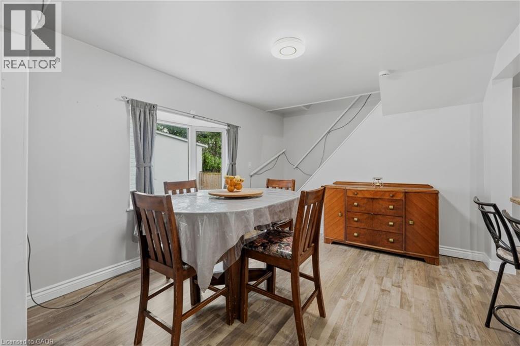 458 Davis Street Property Photo 17