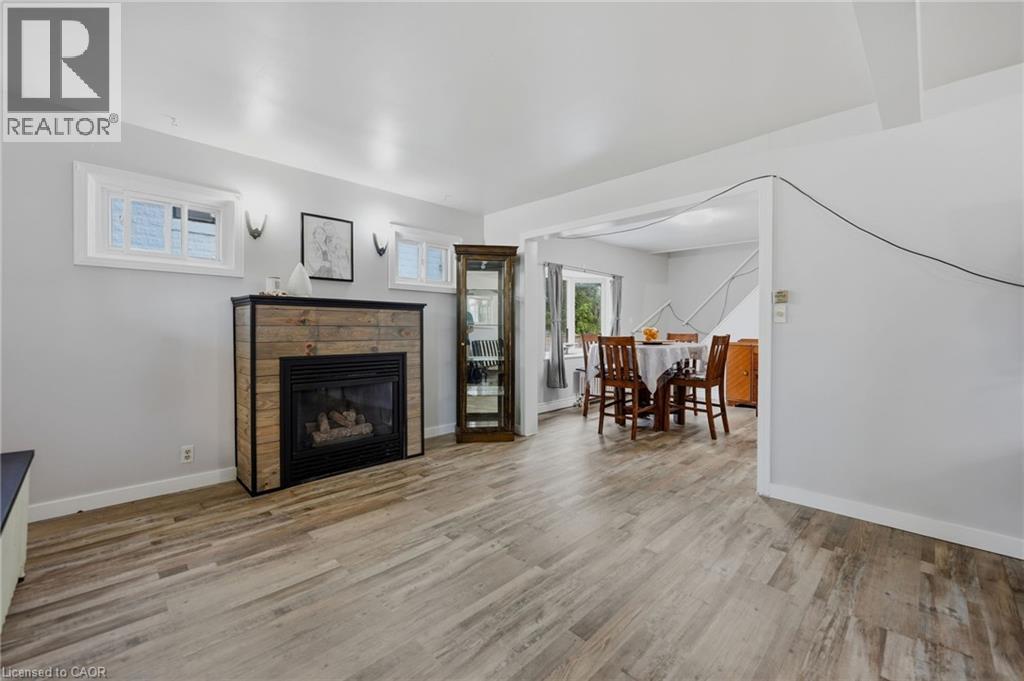 458 Davis Street Property Photo 19