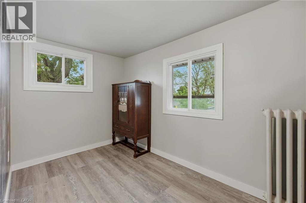458 Davis Street Property Photo 31