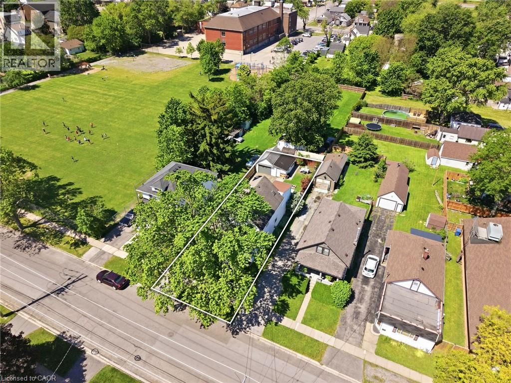 458 Davis Street Property Photo 48