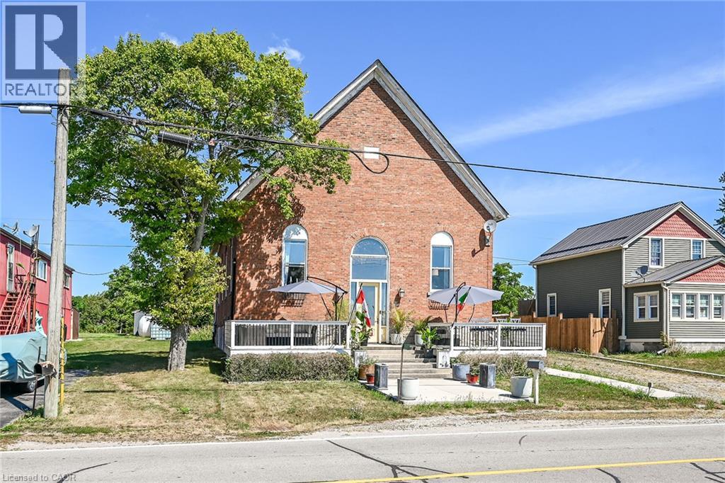 2687 North Shore Drive Property Photo 1
