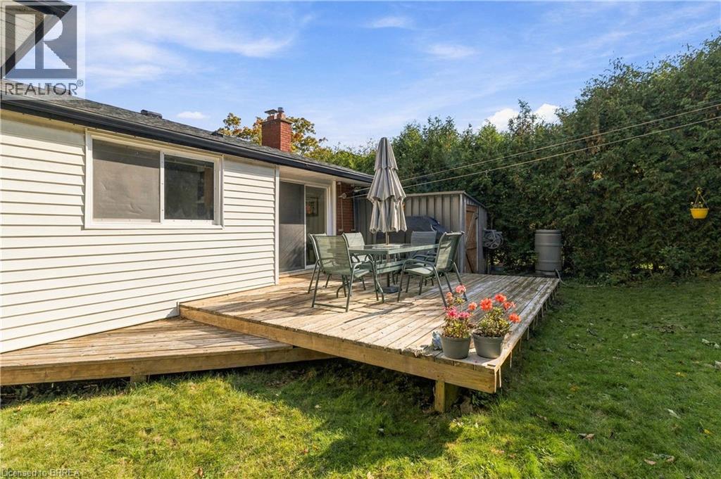 22 Applewood Crescent Property Photo 34