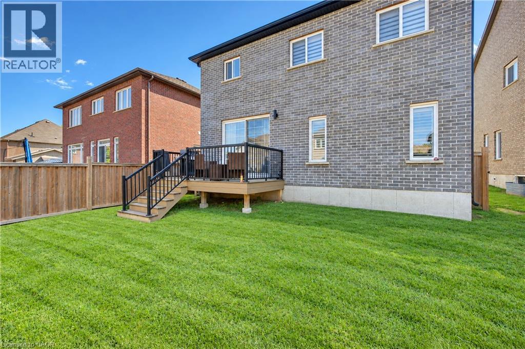 541 Brittania Crescent Property Photo 44