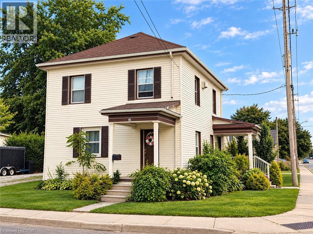 16 Alma Street N Property Photo 1
