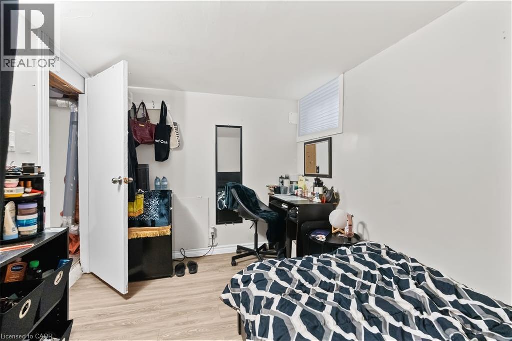 33 Cline Avenue N Property Photo 23