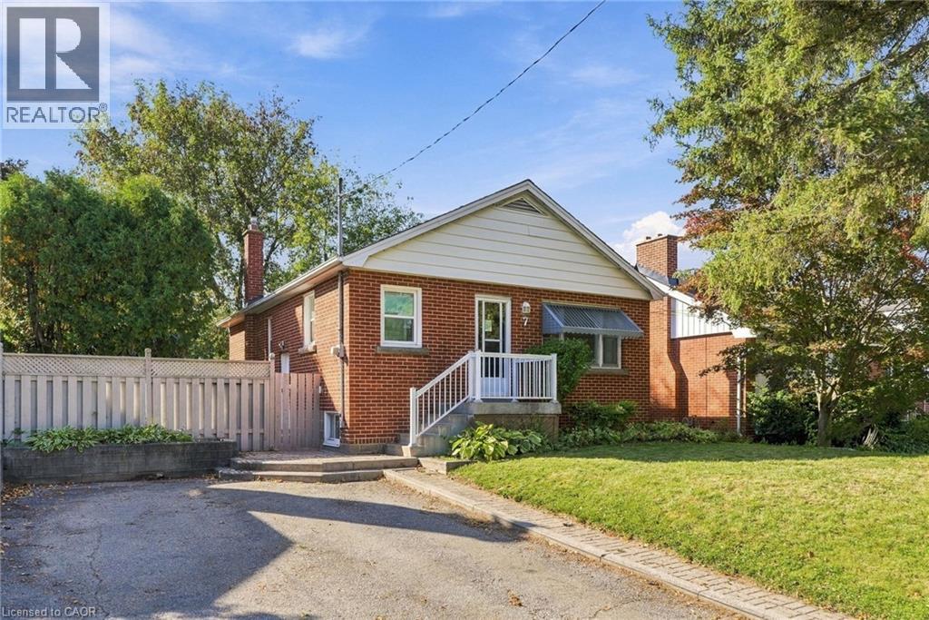 7 Sheldon Street Property Photo 2