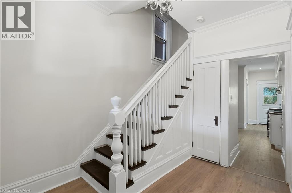 60 Stirton Street Property Photo 3