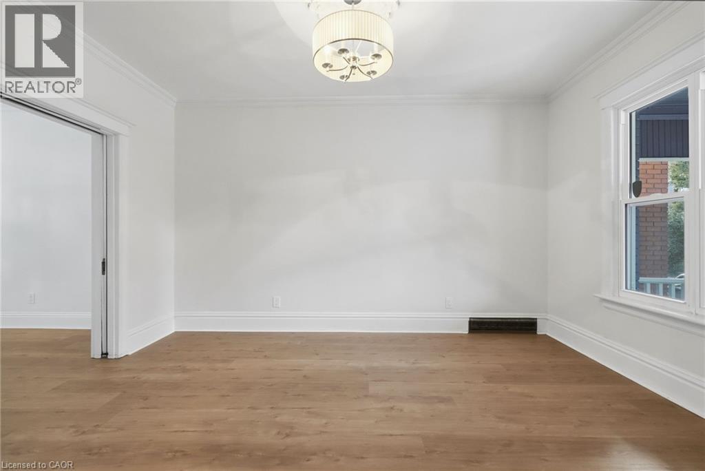 60 Stirton Street Property Photo 4
