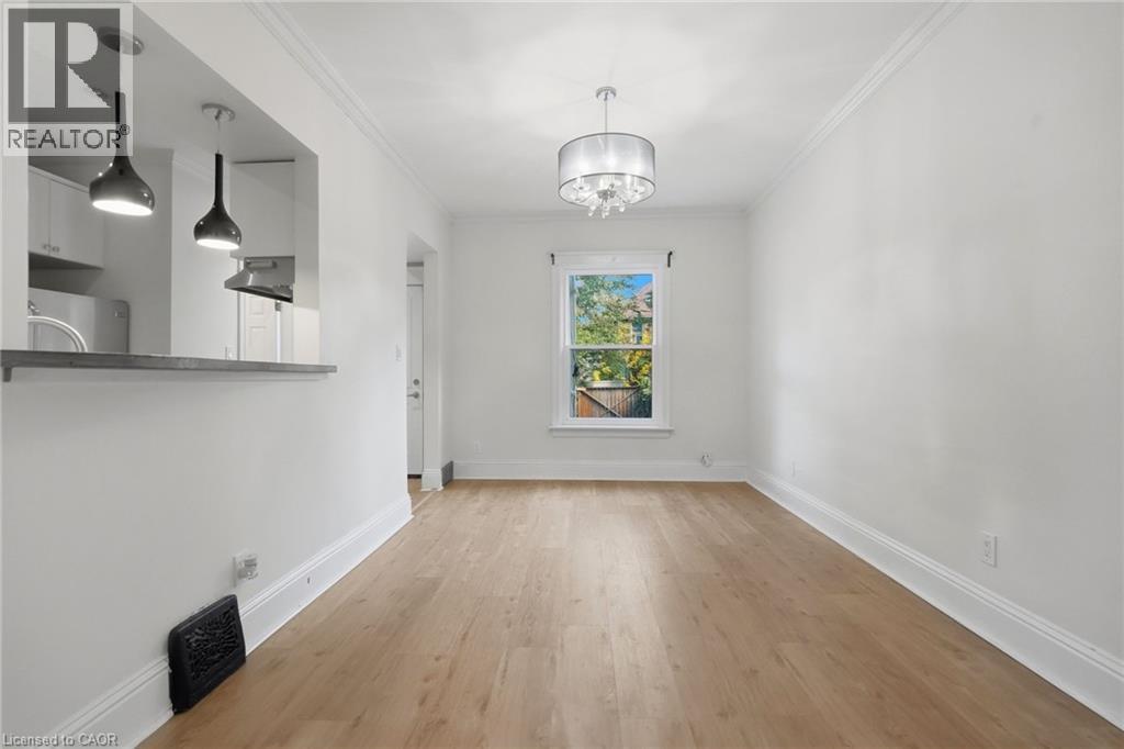 60 Stirton Street Property Photo 8