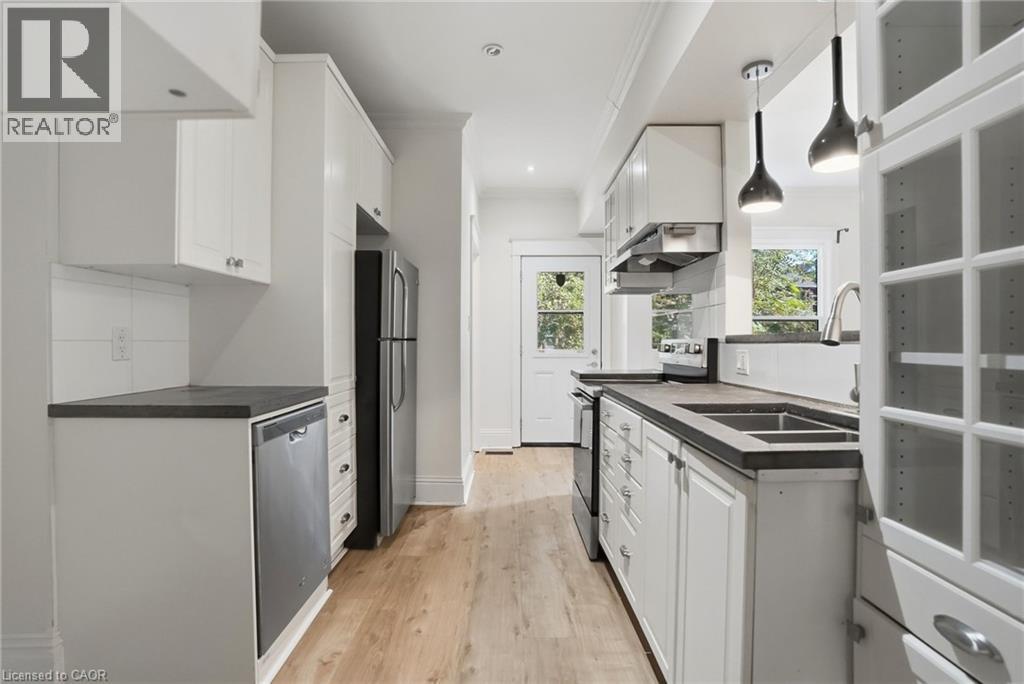 60 Stirton Street Property Photo 14
