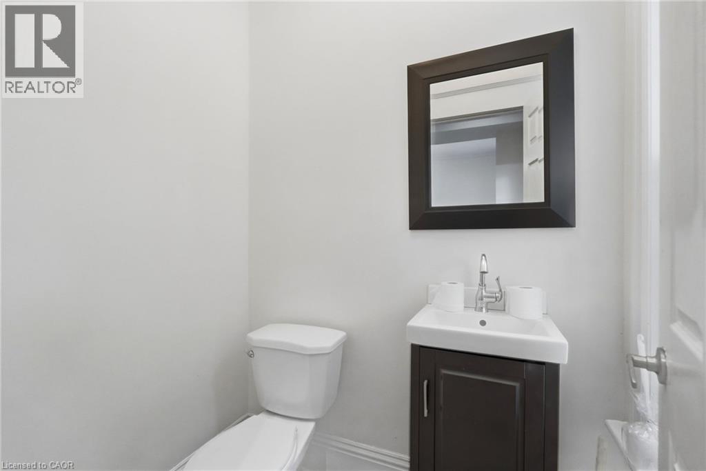60 Stirton Street Property Photo 16