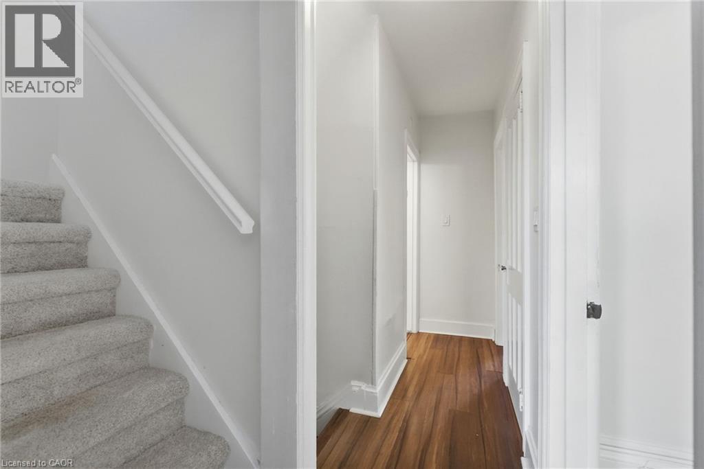 60 Stirton Street Property Photo 17