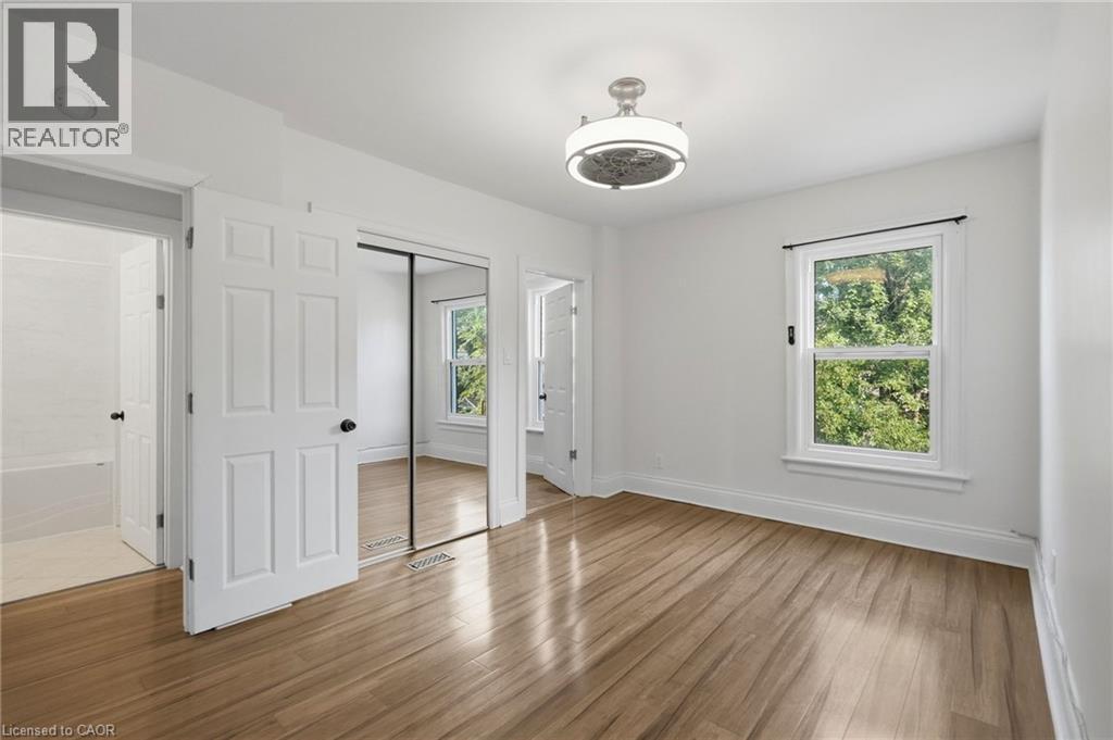 60 Stirton Street Property Photo 25
