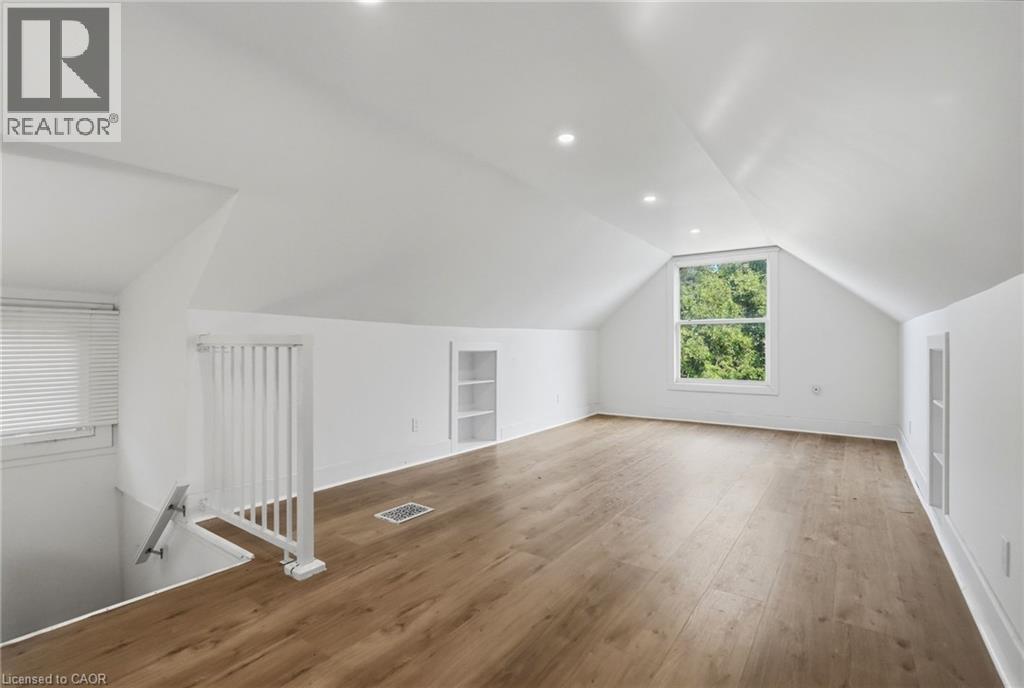 60 Stirton Street Property Photo 31