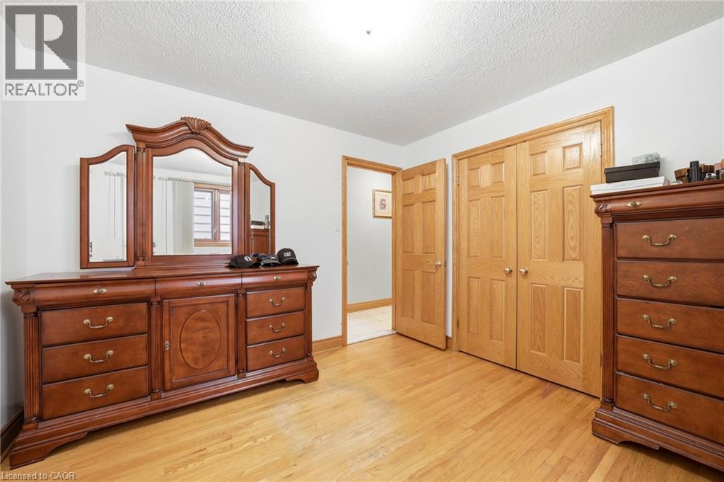 277 Harvie Avenue Property Photo 15