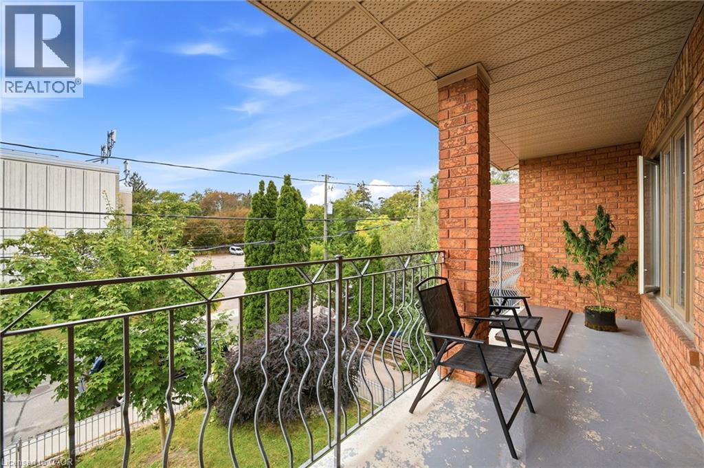 277 Harvie Avenue Property Photo 17