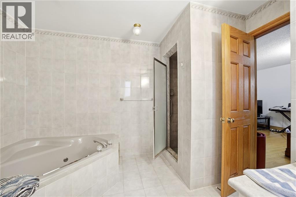 277 Harvie Avenue Property Photo 28