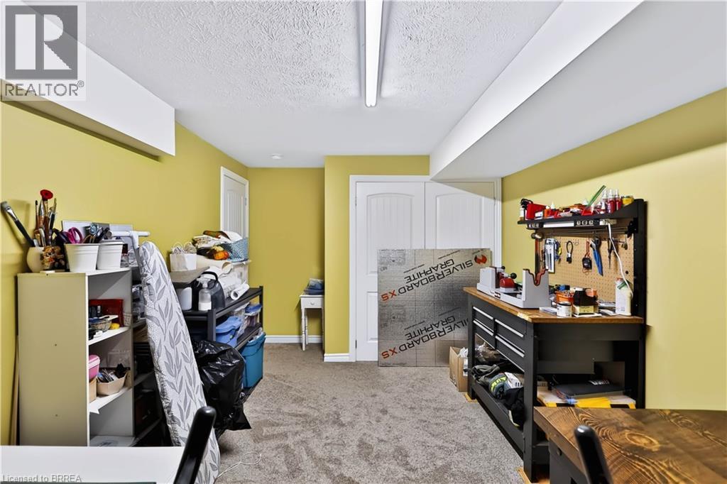 62 Redbud Crescent Property Photo 32