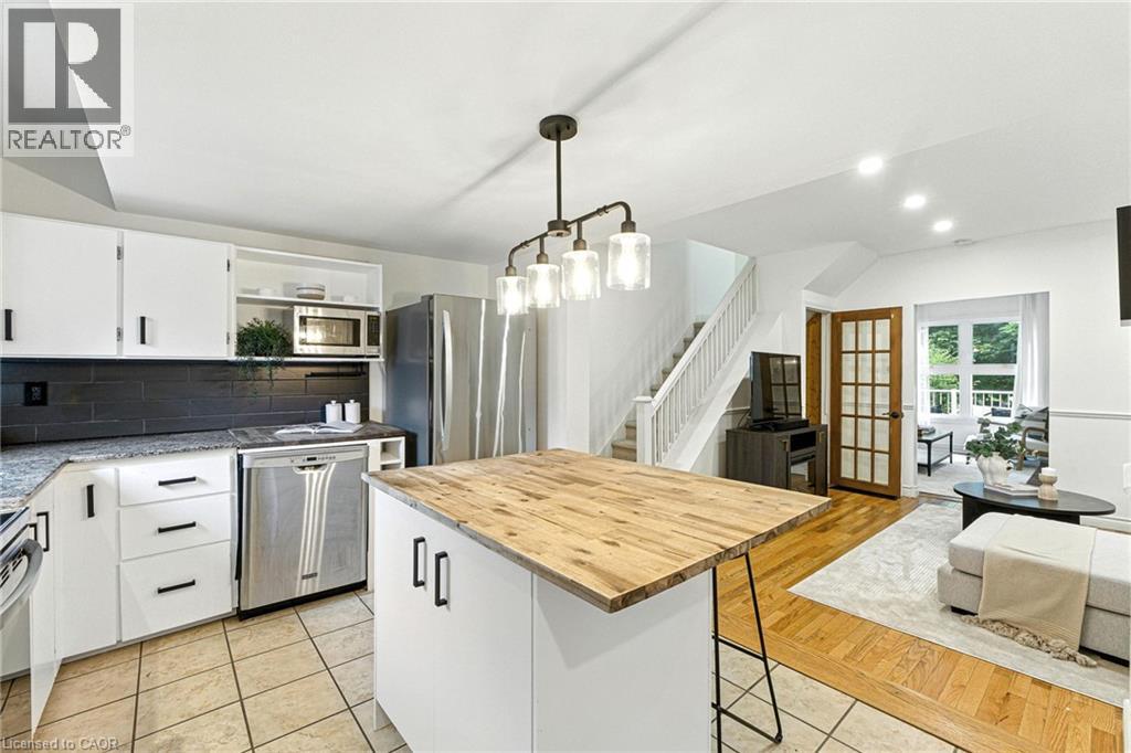236 Cope Street Property Photo 22