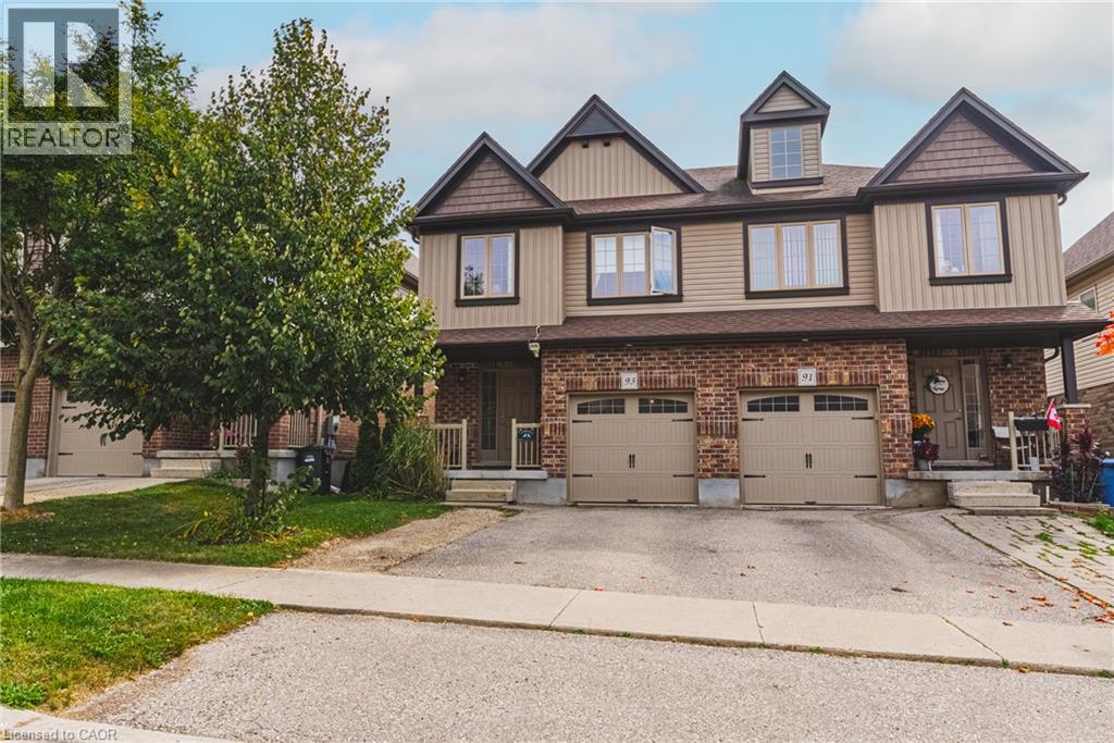 93 Couling Crescent Property Photo 5